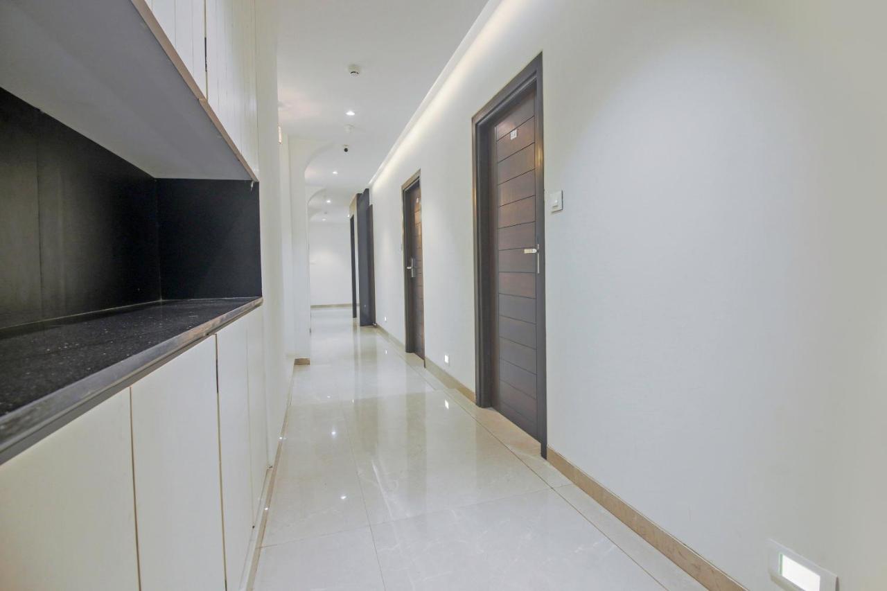 Hotel Flora Suites Мумбаи Экстерьер фото